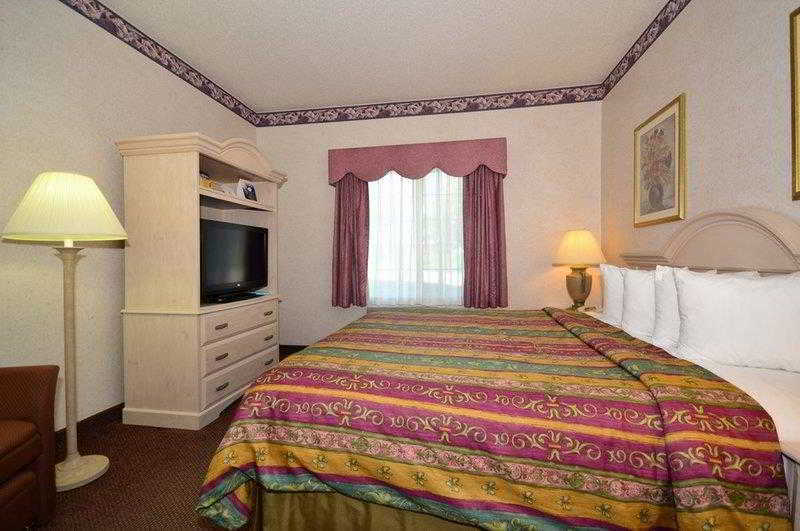 Best Western Plus Des Moines West Inn & Suites Clive Δωμάτιο φωτογραφία
