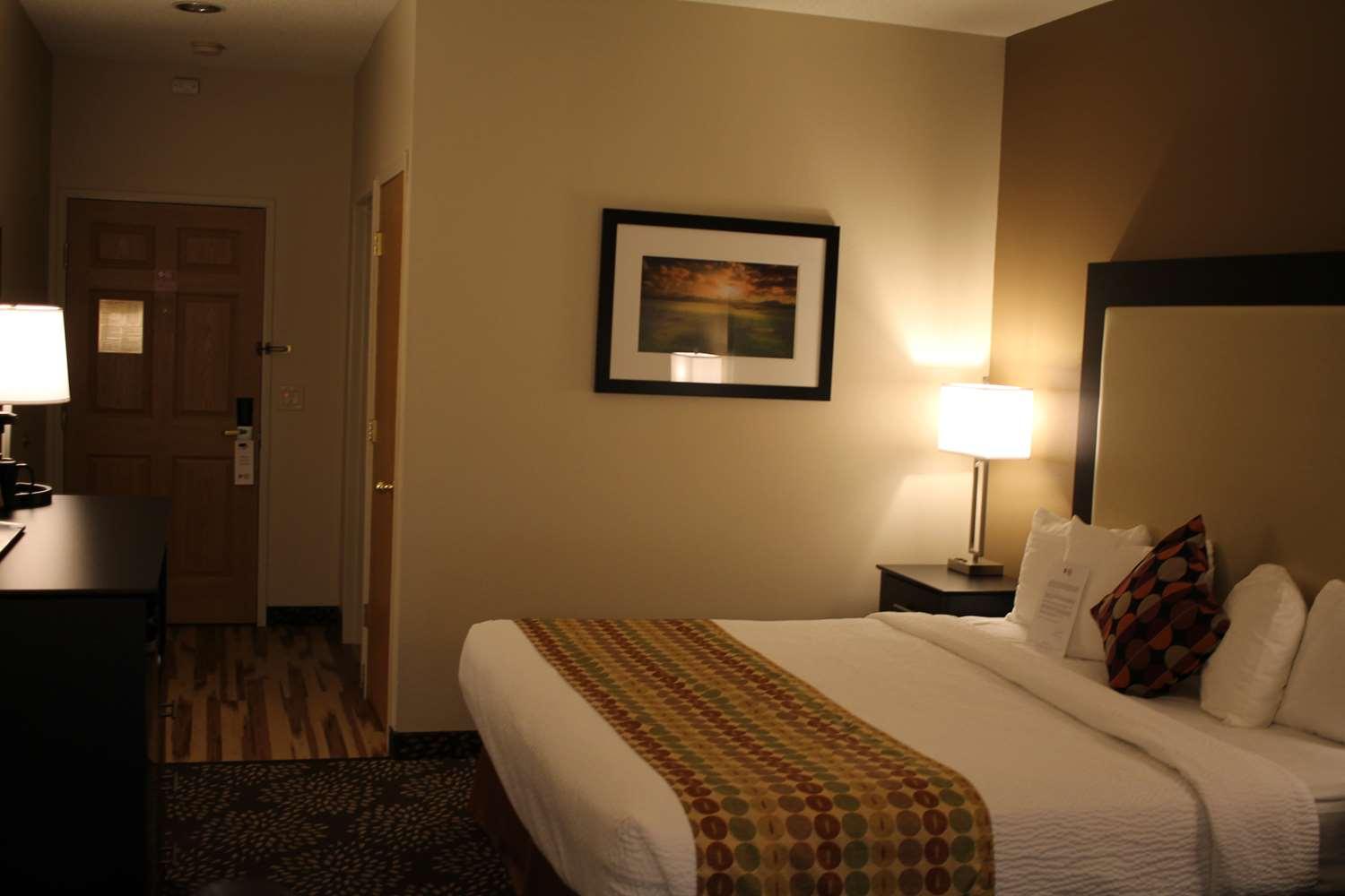 Best Western Plus Des Moines West Inn & Suites Clive Εξωτερικό φωτογραφία