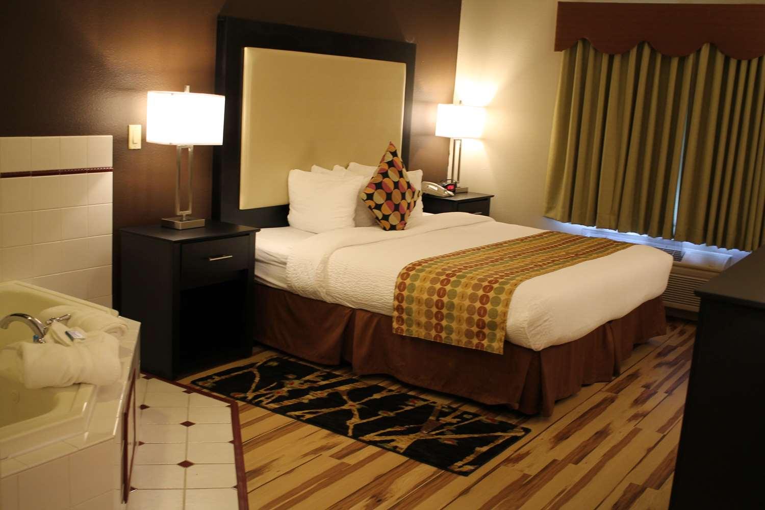 Best Western Plus Des Moines West Inn & Suites Clive Εξωτερικό φωτογραφία