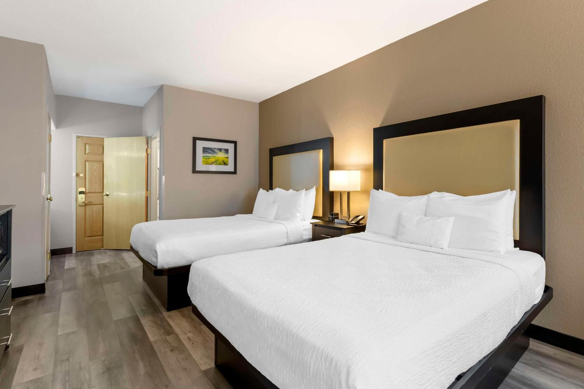 Best Western Plus Des Moines West Inn & Suites Clive Εξωτερικό φωτογραφία