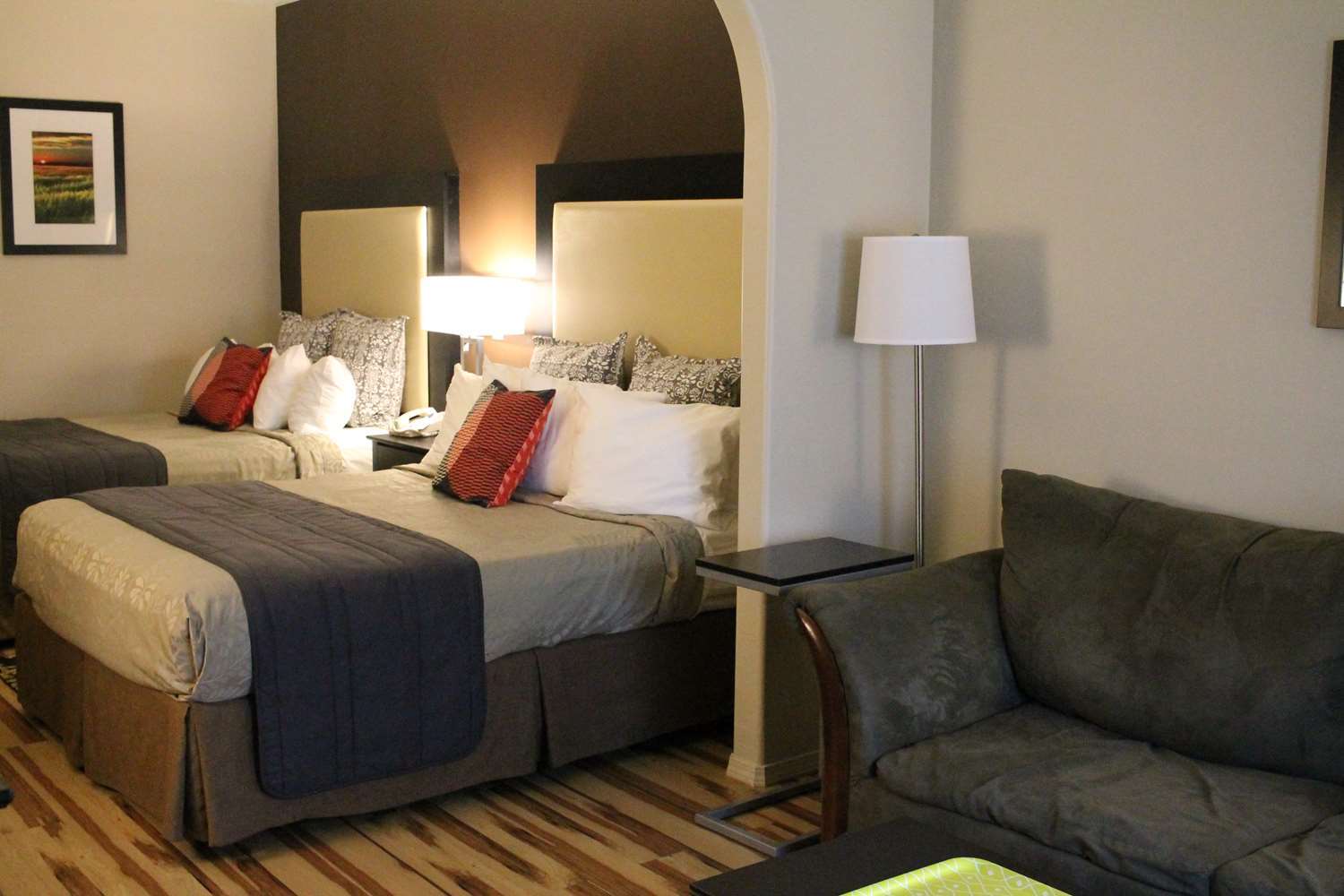 Best Western Plus Des Moines West Inn & Suites Clive Εξωτερικό φωτογραφία